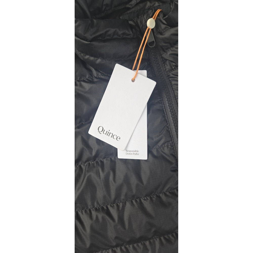 Quince Lightweight Packable Down Puffer Jacket Bl… - image 3